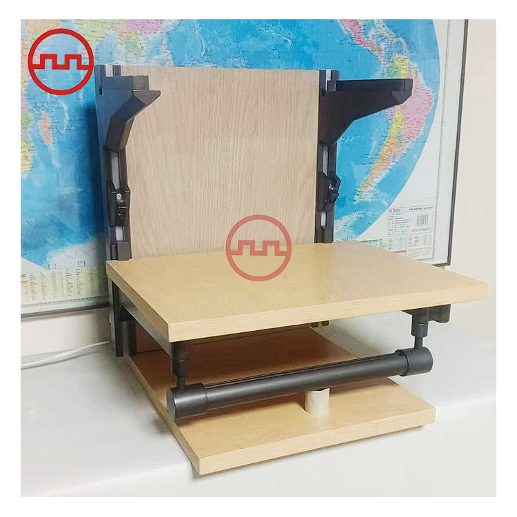 خزائن ملابس إيطالية فاخرة مفتوحة مثبتة على الحائط بملف من الألومنيوم